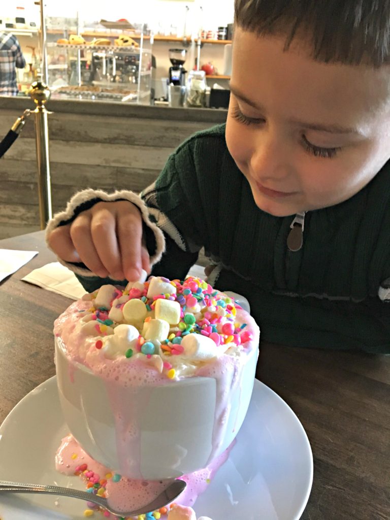 Unicorn Hot Chocolate at Creme & Sugar